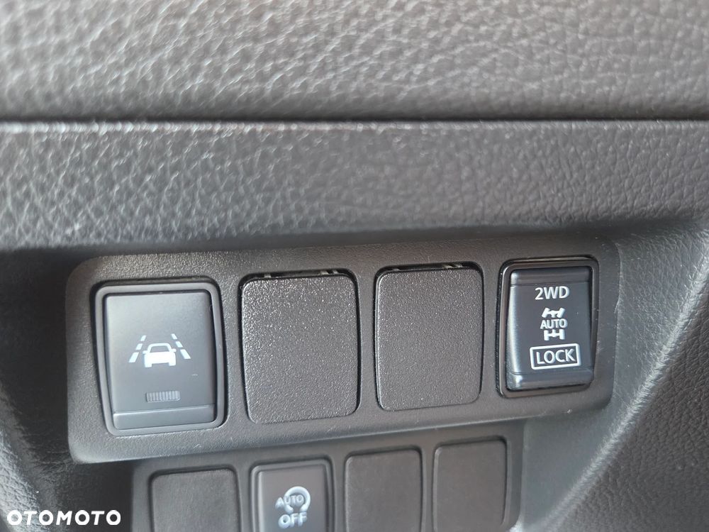 Nissan Qashqai 1.6 DCi 4x4 Tekna - 20