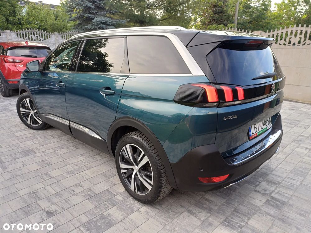 Peugeot 5008 - 3