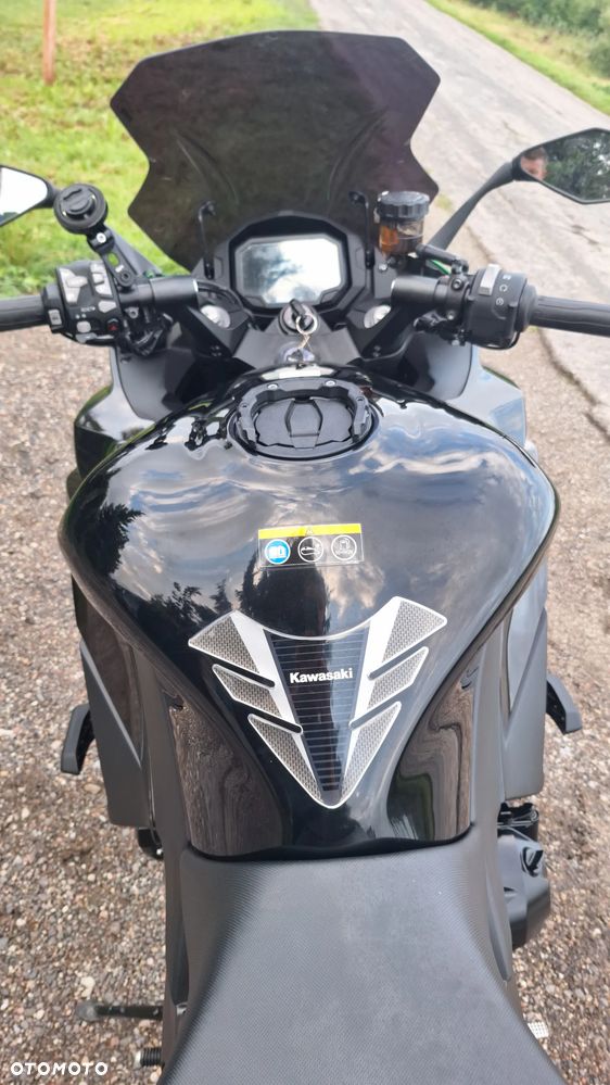 Kawasaki Ninja 1000 SX - 19