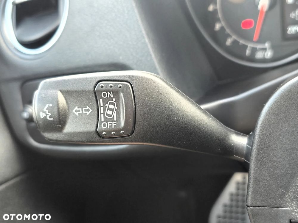 Ford Mondeo 2.0 EcoBoost Titanium S - 27