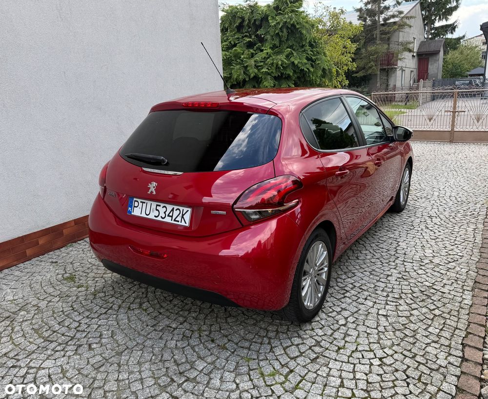 Peugeot 208 82 PureTech Style - 6