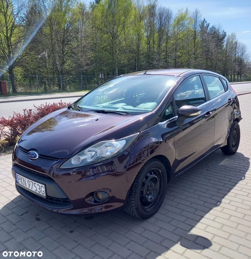 Ford Fiesta 1.6 TDCi DPF Trend - 4