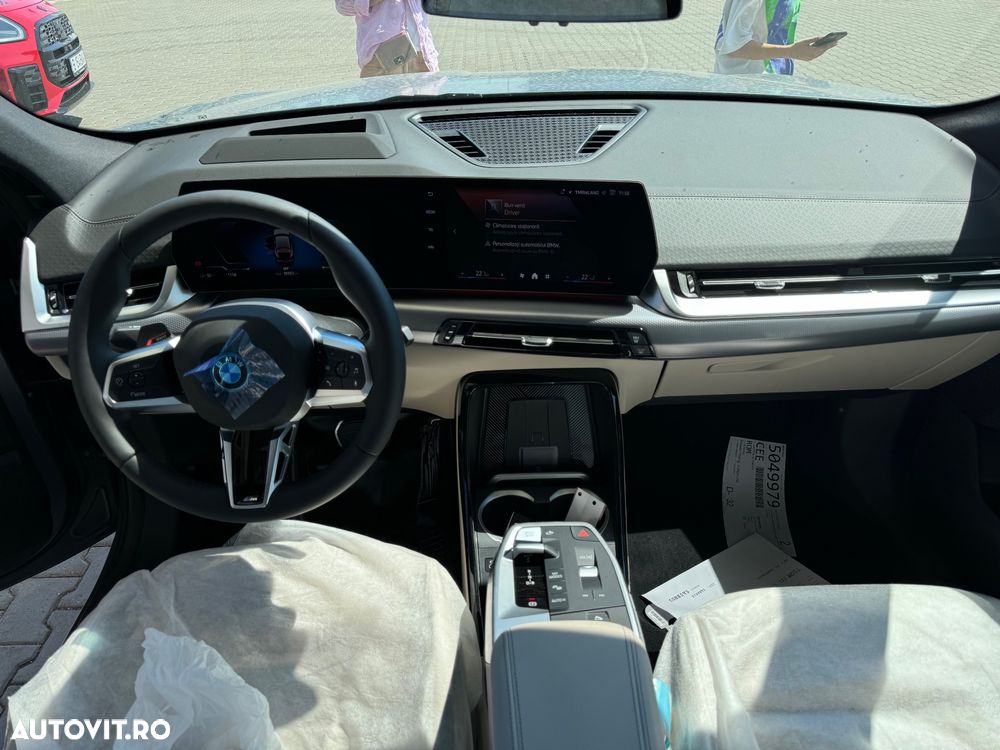 BMW iX2 xDrive30 - 4