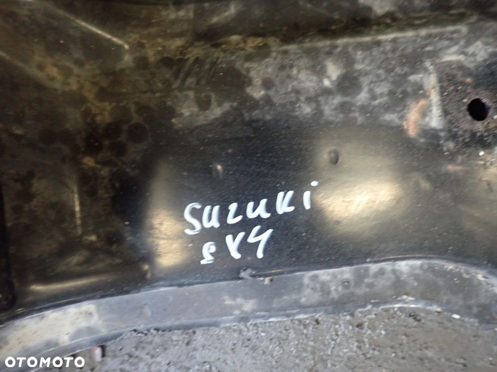 SANKI WÓZEK KOŁYSKA 4x4 SUZUKI SX4 SEDICI - 4