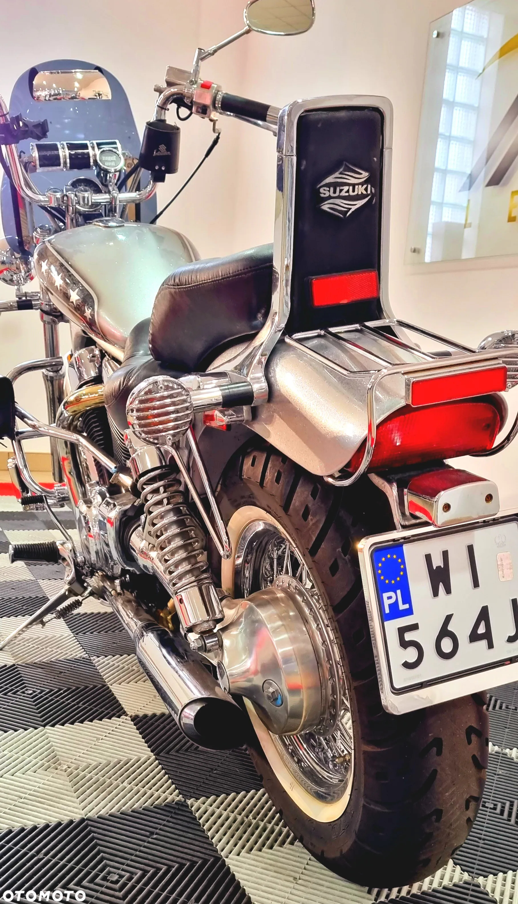 Suzuki VS - 22
