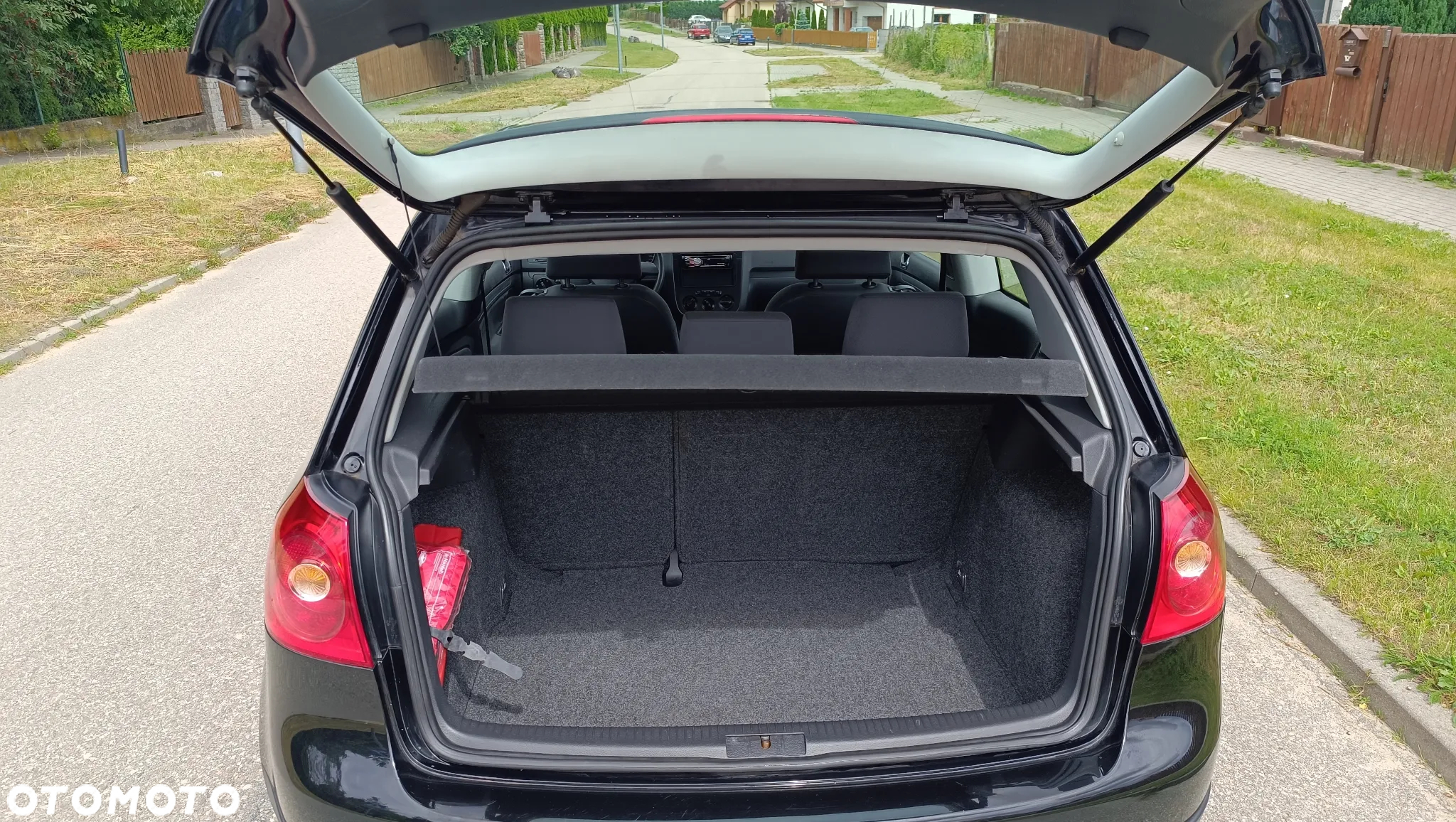 Volkswagen Golf 1.6 Comfortline - 14