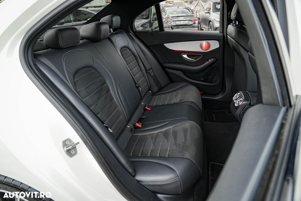 Mercedes-Benz C 300 e 9G-TRONIC AMG Line - 18
