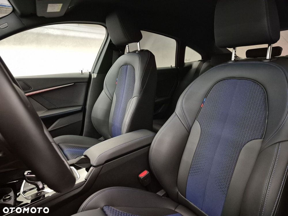 BMW Seria 2 - 27