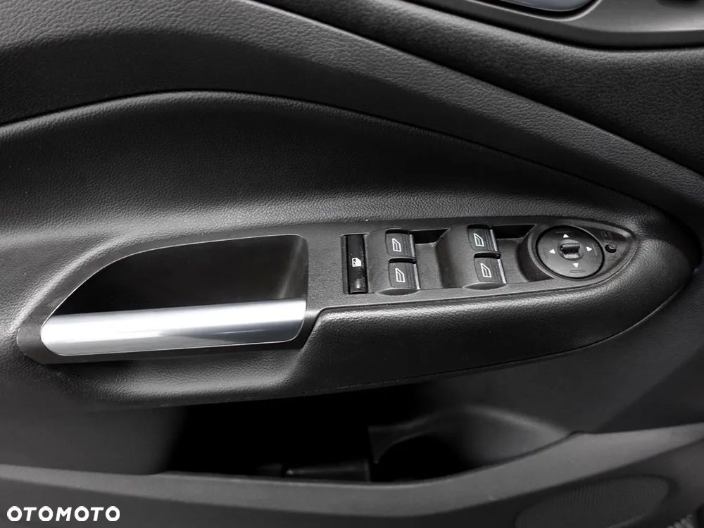 Ford Kuga 2.0 TDCi FWD Titanium - 20