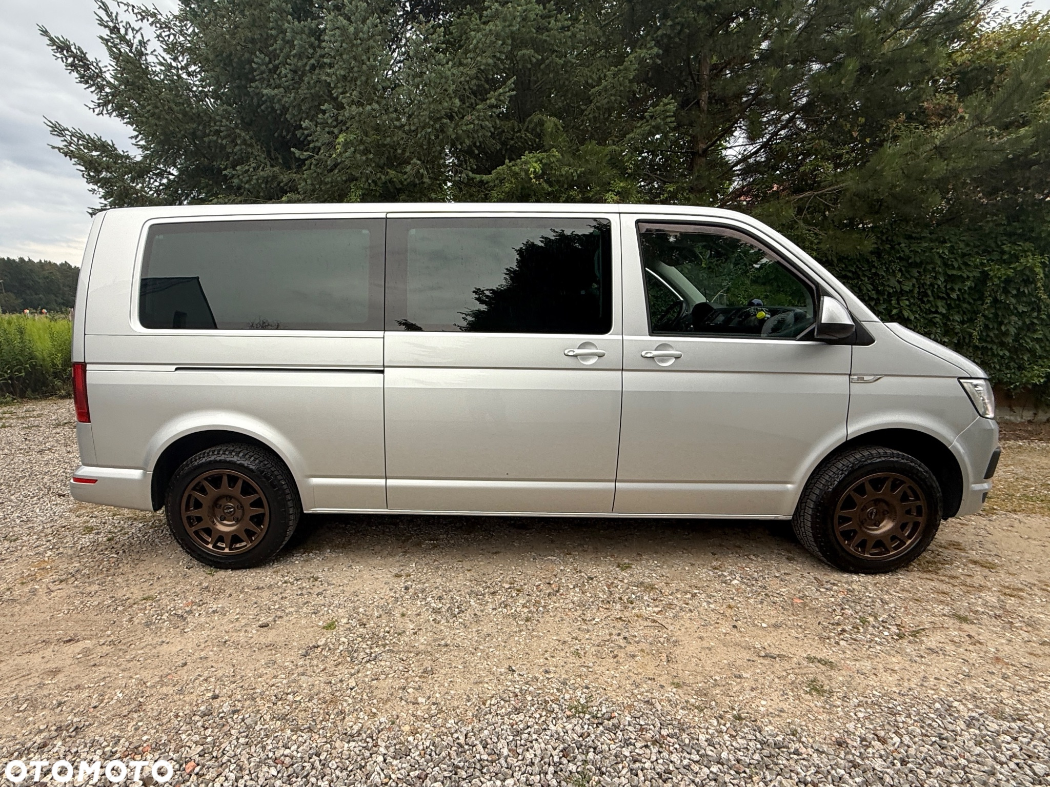 Volkswagen Caravelle 2.0 TDI L2 Highline DSG - 3