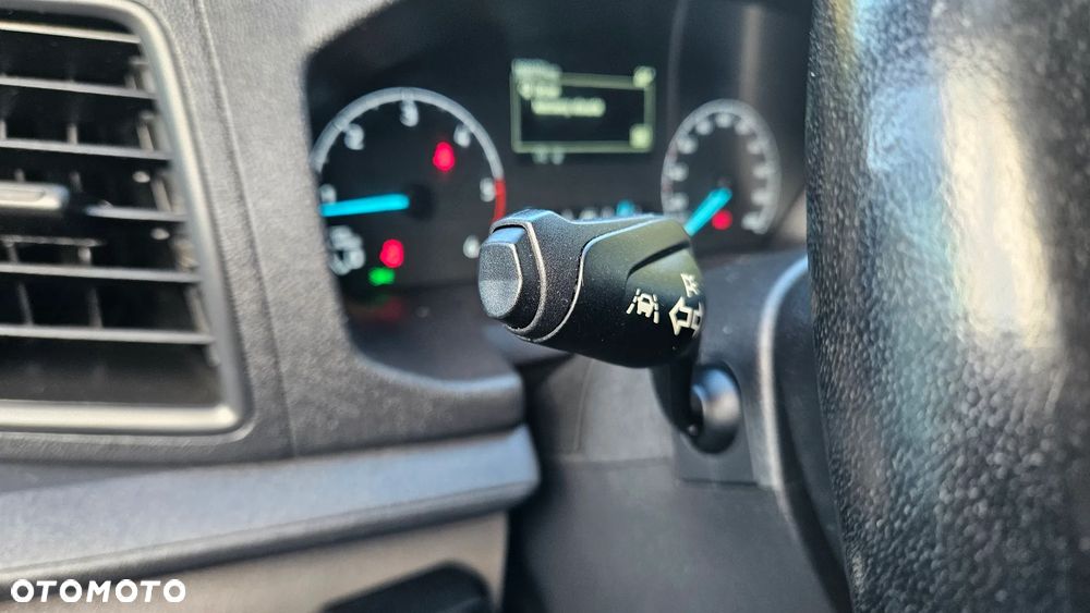 Ford Transit 2,0TDCI 130KM L2H2 Sredni 169t.km. Polift Led Klima Webasto Kamera Duży Wyświetlacz Parktronik Hak Super Stan Klima - 16