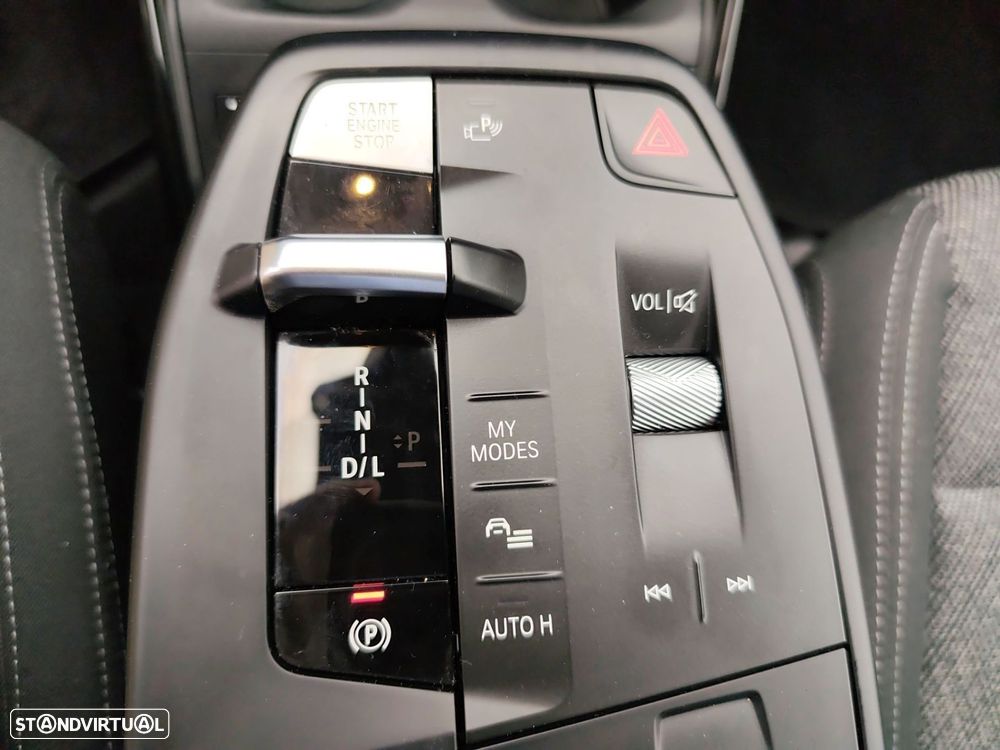 BMW 225xe Active Tourer - 24