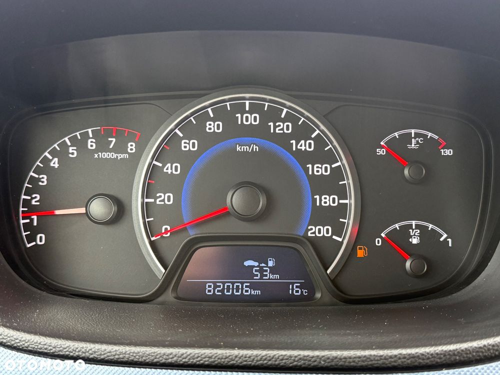 Hyundai i10 - 25