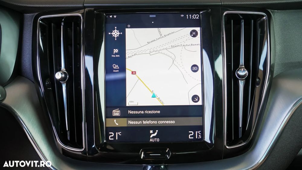 Volvo XC 60 T8 Twin Engine AWD Momentum - 11