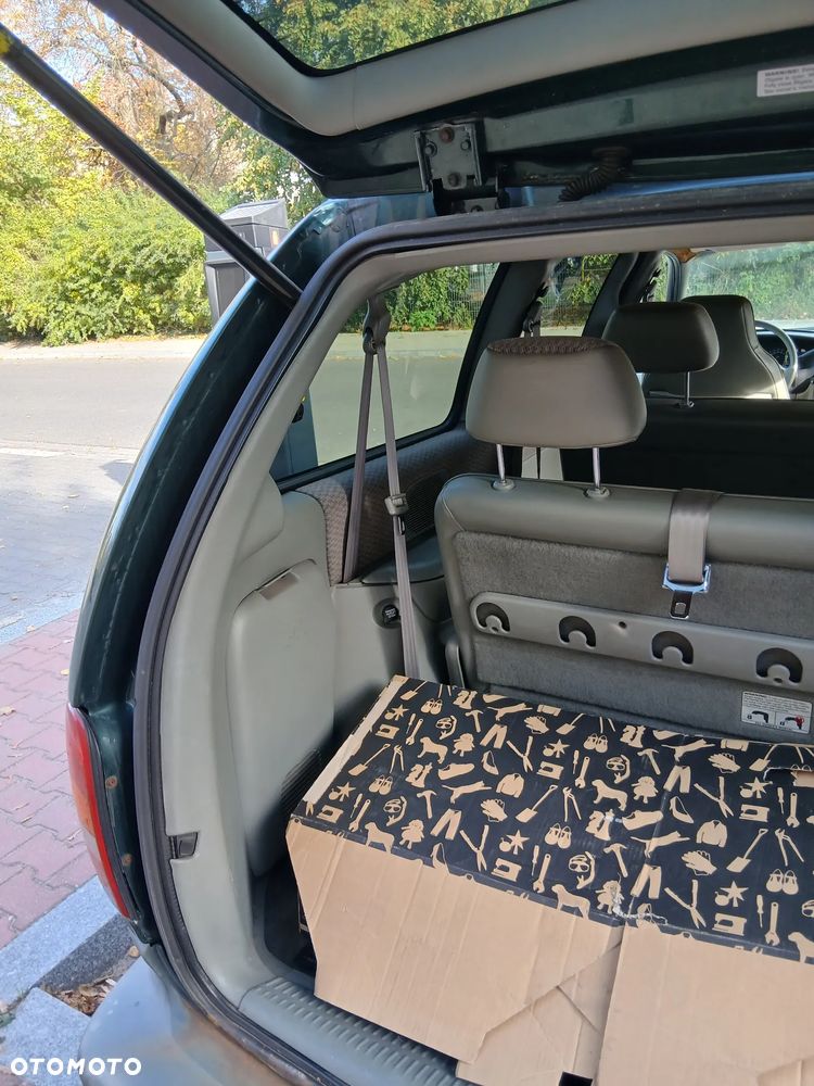Dodge Grand Caravan - 23