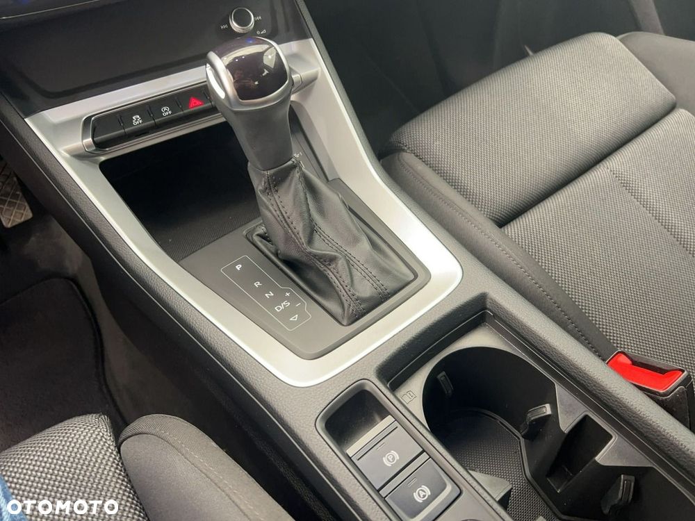 Audi Q3 35 TFSI mHEV S tronic - 18