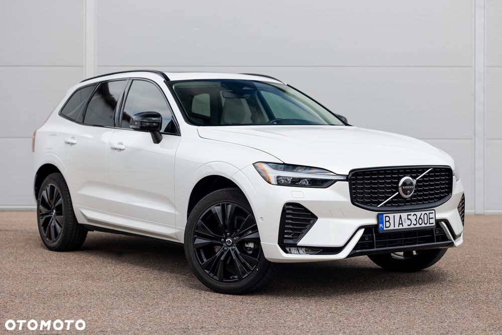 Volvo XC 60 B5 B AWD Plus Dark - 1