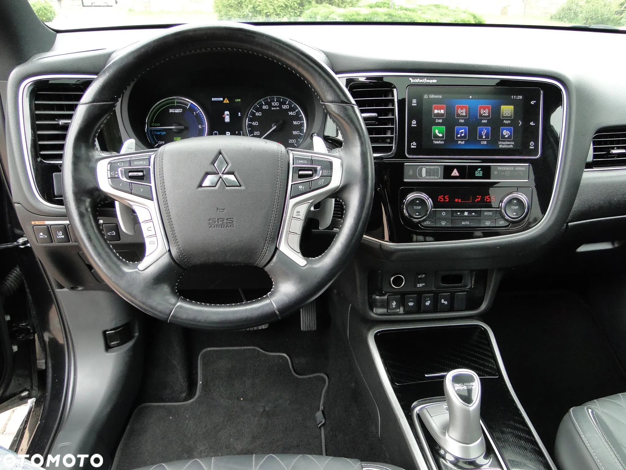Mitsubishi Outlander PHEV Intense + - 21
