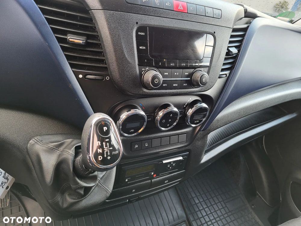 Iveco DAILY 35 S 16 HIMATIC AUTOMAT-L2 H2-HAK 3500 KG-KLIMA-ŁADNY - 11