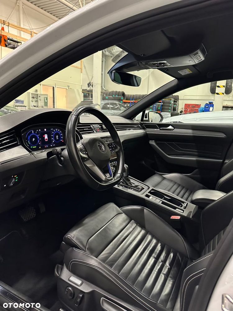 Volkswagen Passat 1.4 TSI Plug-In Hybrid GTE DSG - 14