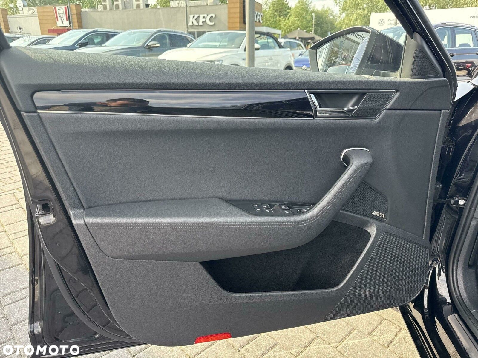 Skoda Superb 2.0 TSI 4x4 L&K DSG - 10