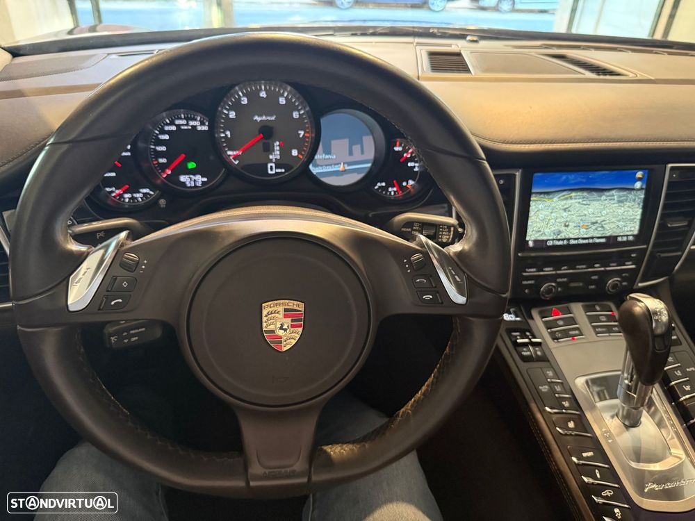 Porsche Panamera S Hybrid - 16