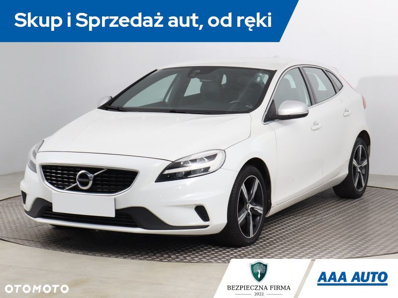 Volvo V40 - 2