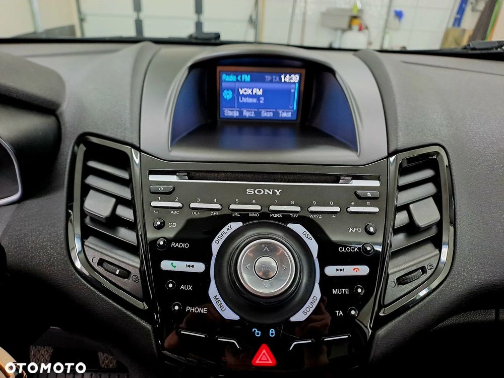 Ford Fiesta 1.25 Silver X (Trend) EU5 - 12