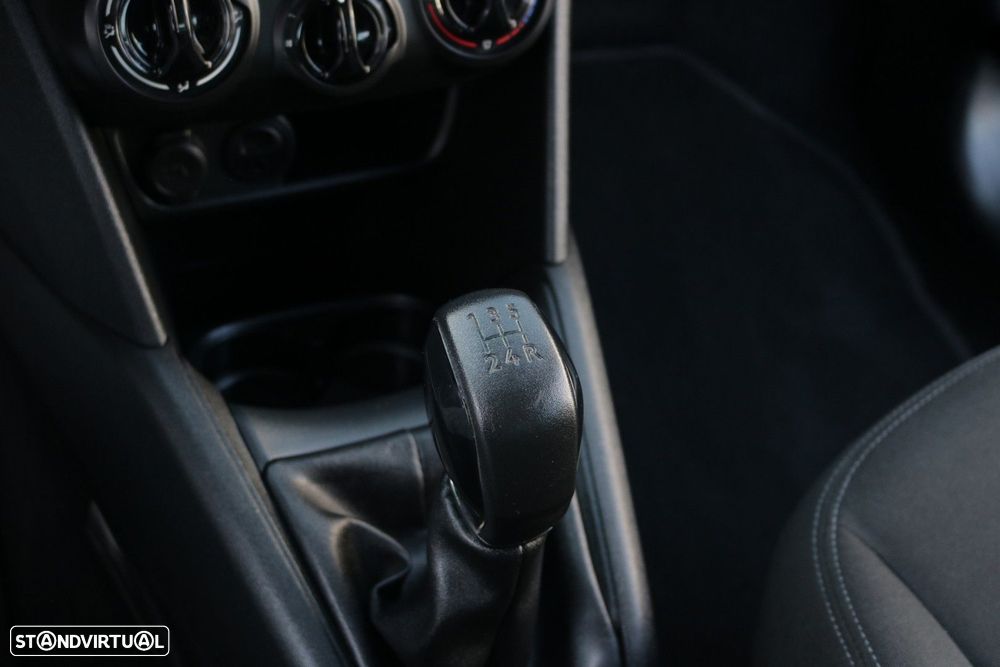 Peugeot 208 Van 1.6 BlueHDI Pack GPS 100cv - 47