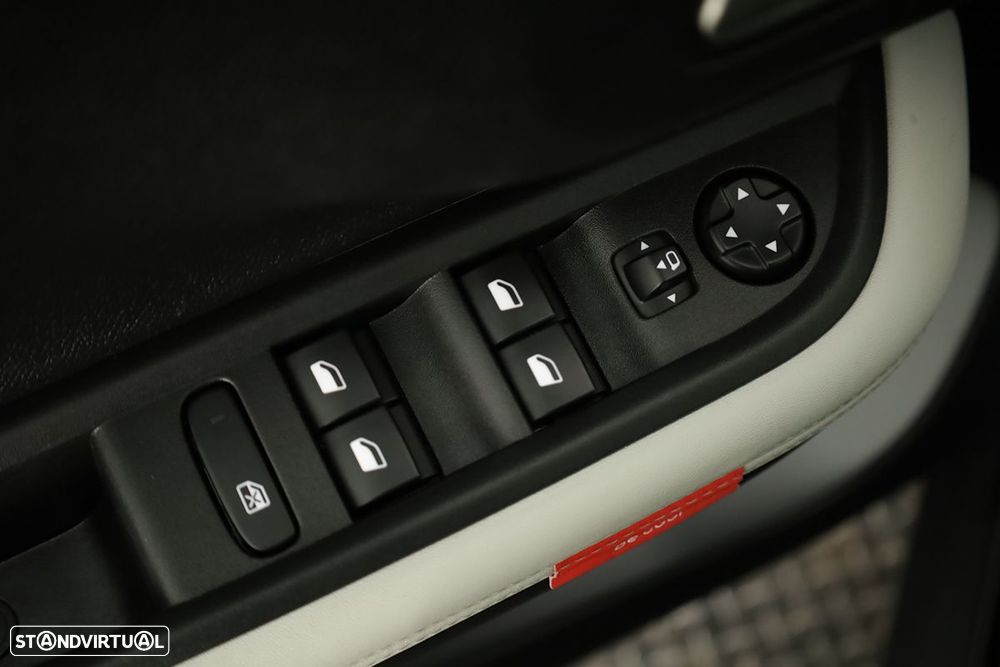 Citroën C3 1.2 PureTech Max - 19