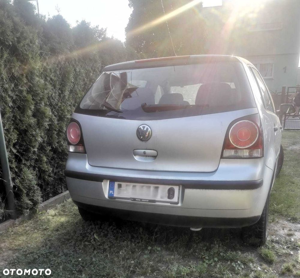 Volkswagen Polo - 2