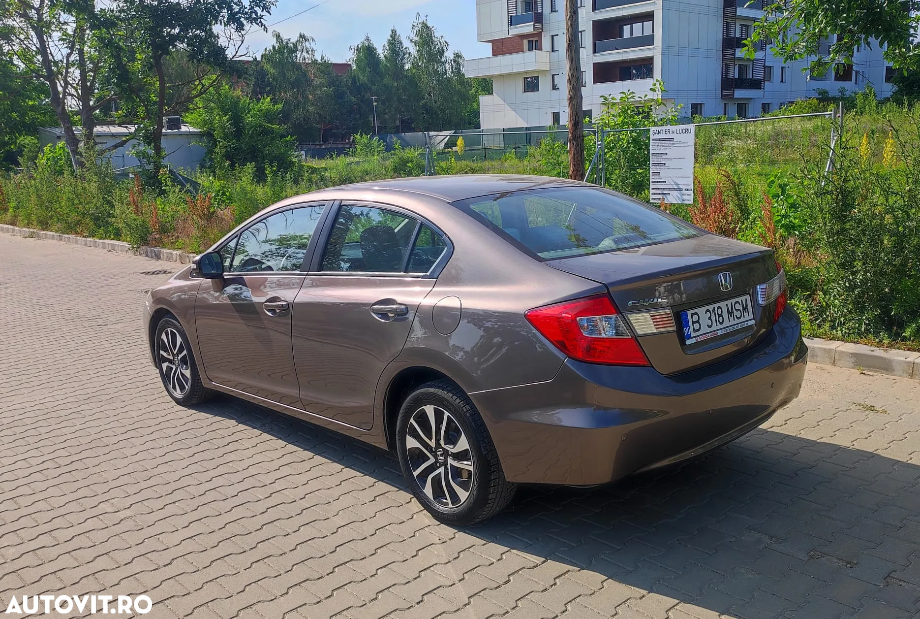 Honda Civic 1.8 MT ES - 9