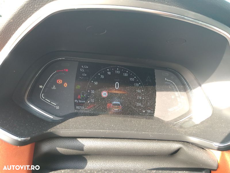 Renault Captur - 11