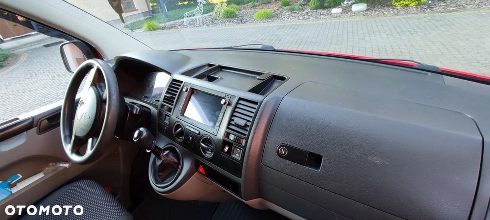 Volkswagen Transporter T5 - 11