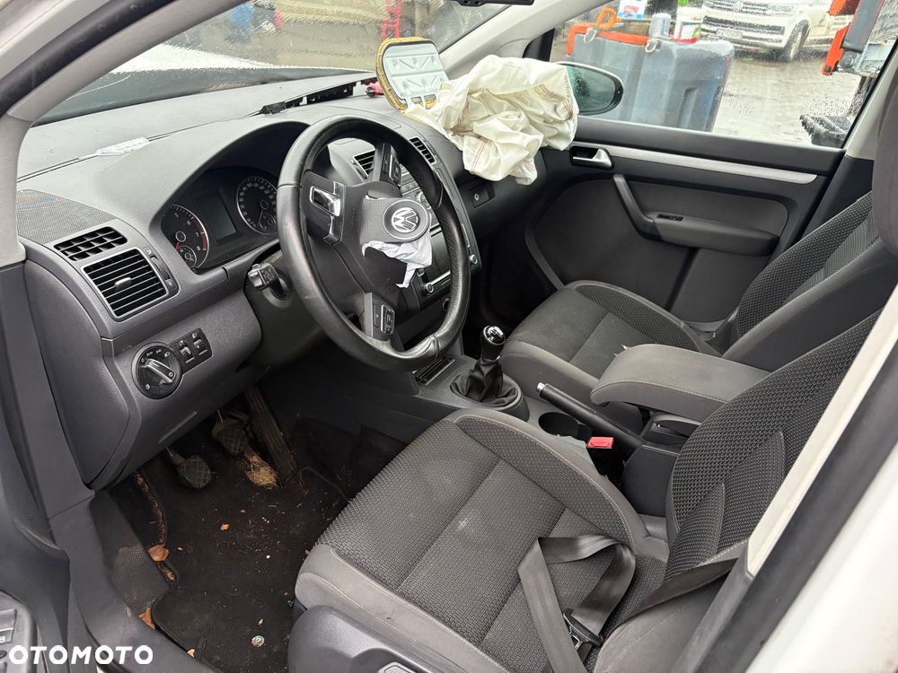 Volkswagen Touran 1.2 TSI BlueMotion Technology Highline - 4