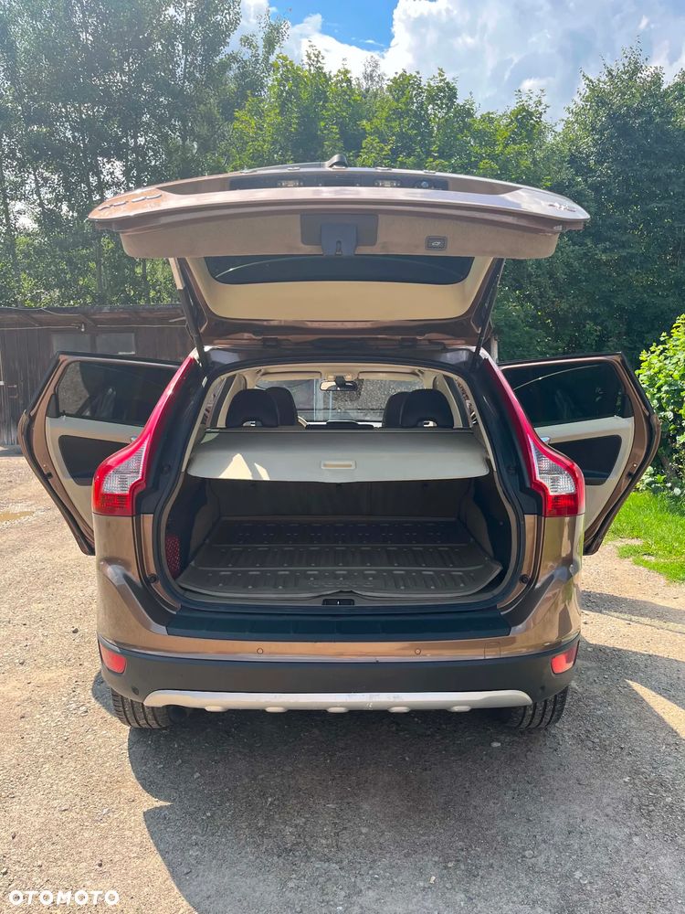 Volvo XC 60 - 4