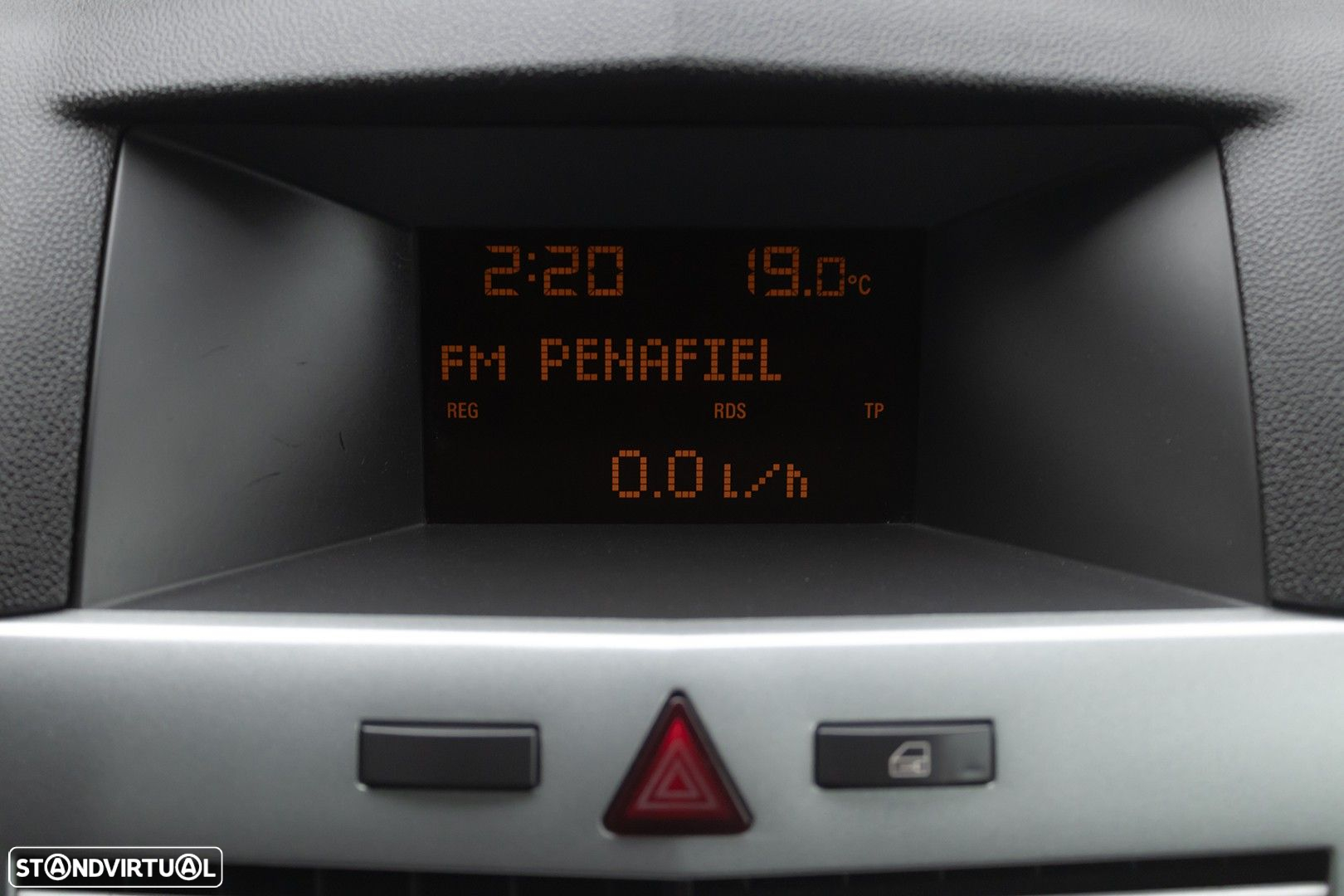 Opel Astra GTC 1.3 CDTi - 10