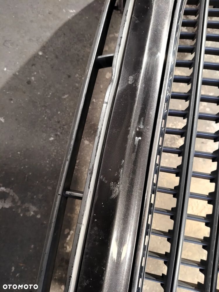 Zderzak przód Audi Q7 - 8