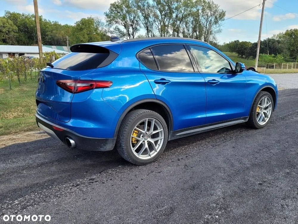 Alfa Romeo Stelvio - 6