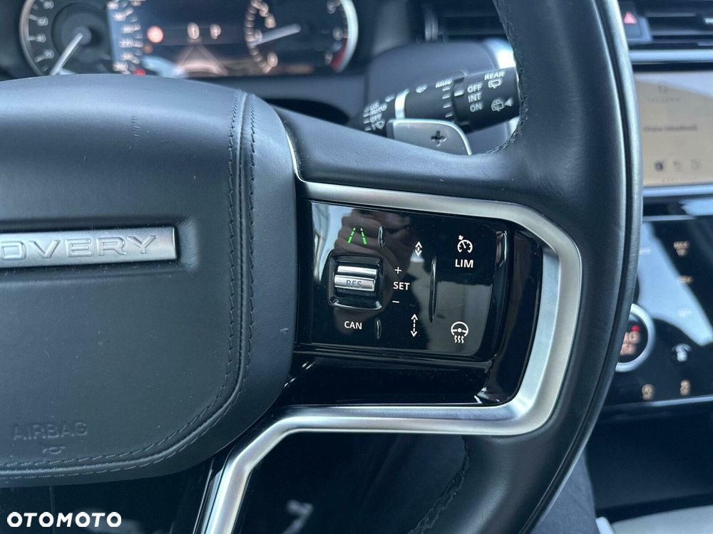 Land Rover Discovery Sport - 16