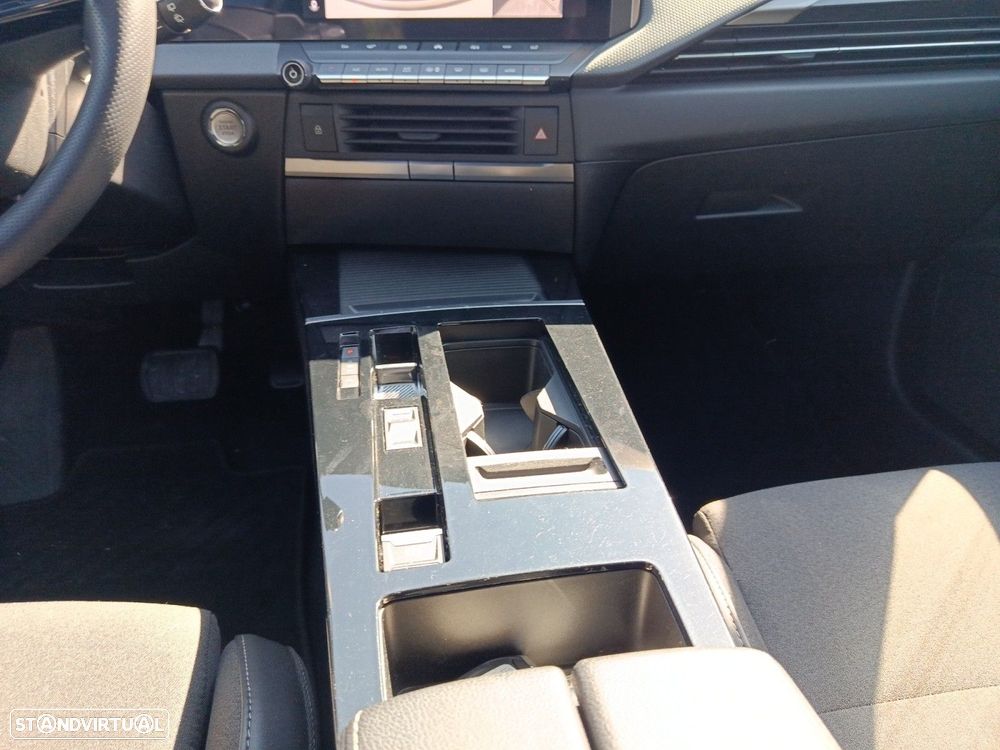 Opel Astra 1.2 T GS Aut. - 11