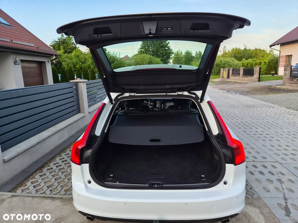 Volvo V90 D4 Momentum Pro - 18