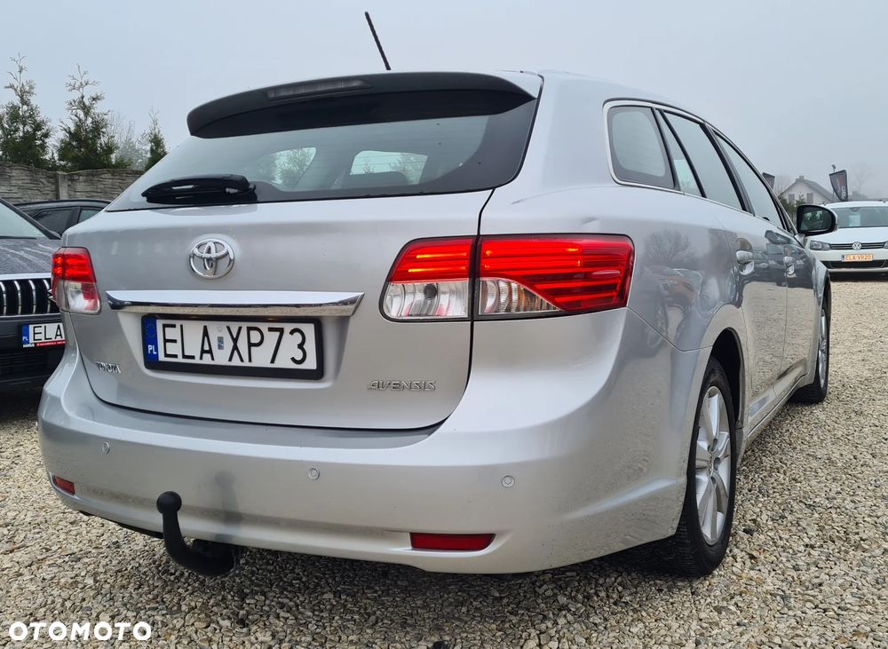 Toyota Avensis - 34