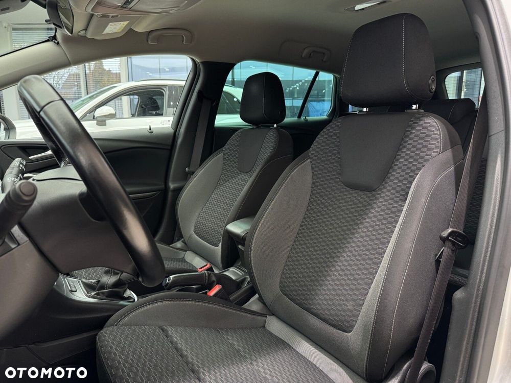 Opel Astra - 10
