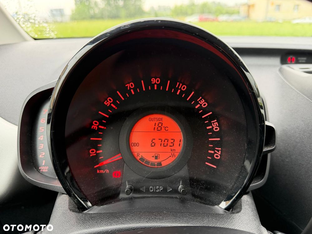 Toyota Aygo - 12