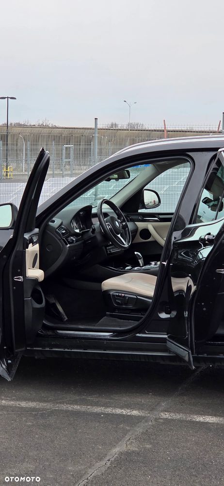 BMW X3 xDrive20d - 29