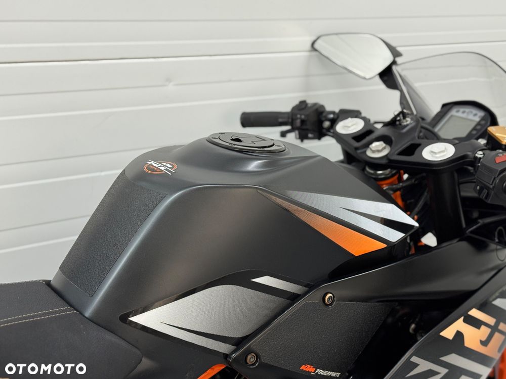 KTM RC 125 - 13