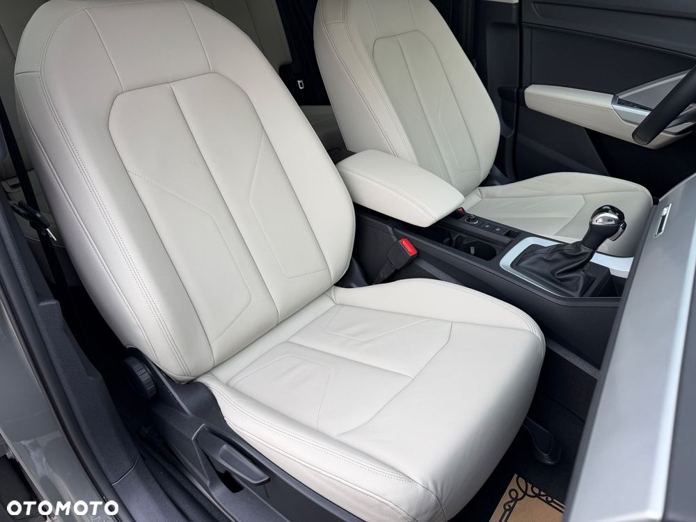 Audi Q3 Sportback 35 TDI S tronic - 11
