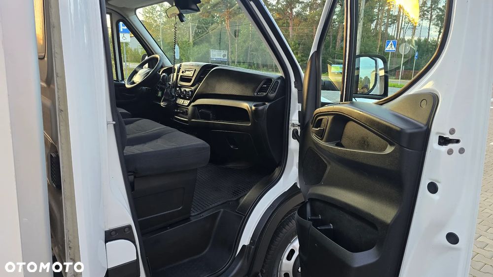 Iveco DAILY 3.0 150KM  50C15❗❗CHŁODNIA 8 EP / AGREGAT THERMOKING / ZABUDOWA IGLOOCAR  / FULL OPCJA  / SKRZYNIA MANUALNA / BLIŹNIAKI / SALON POLSKA / 35C15 50C15 - 26