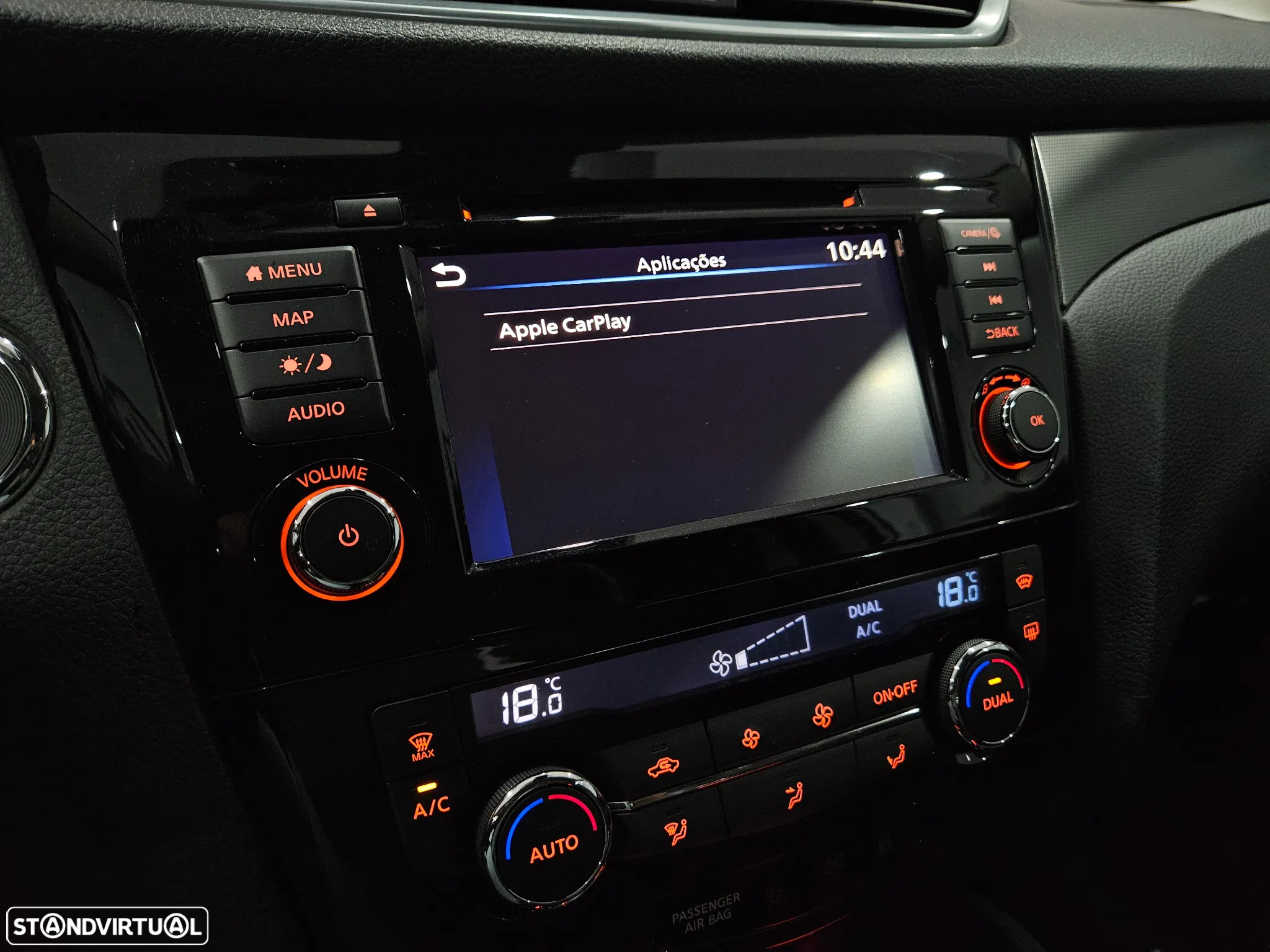 Nissan Qashqai 1.5 dCi DCT TEKNA - 23
